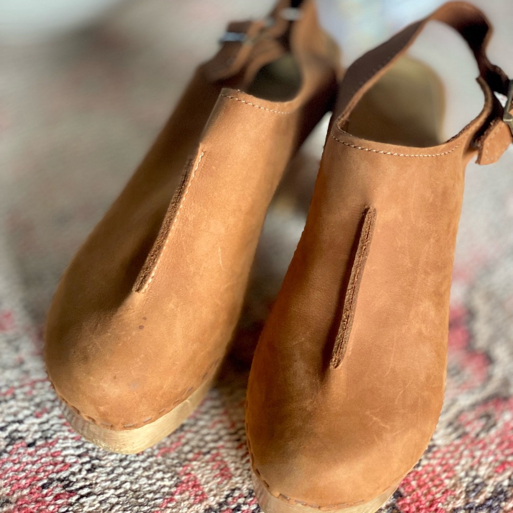 No. 6 Tan Leather Clog Mules